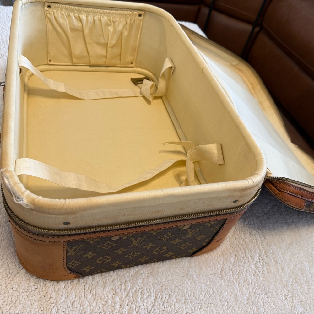 Louis Vuitton Monogram Travel Case with Tan and Cream Accents